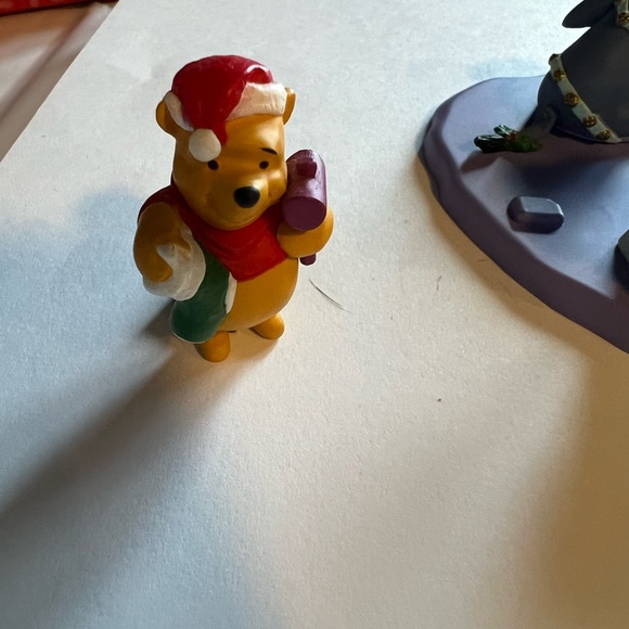 Hallmark Merry Miniatures Winnie the Pooh set from 1999 - Picture 11 of 14
